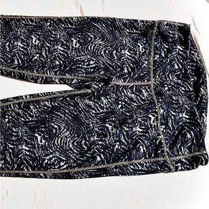 Athlete grey and white athletic leggings